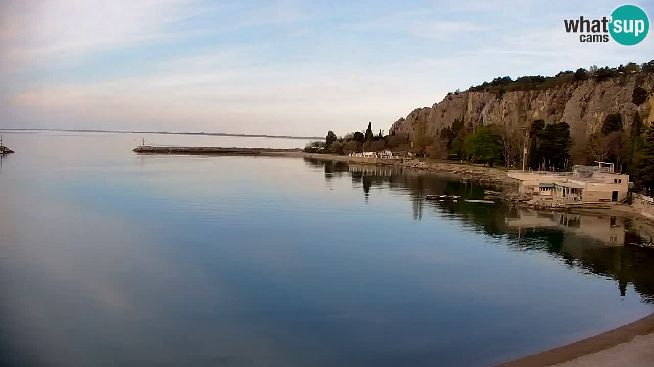 Webcam Sistiana – Vue sur la marina et la baie