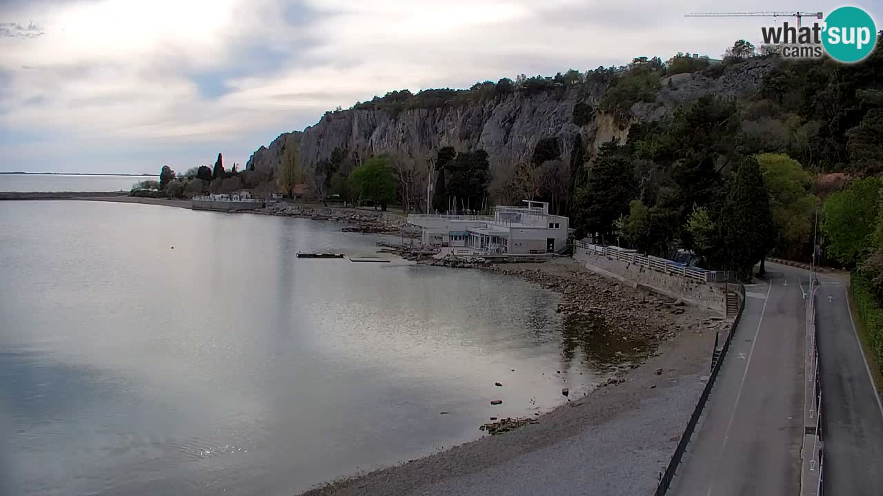 Webcam Sistiana – Pogled na marinu i zaljev