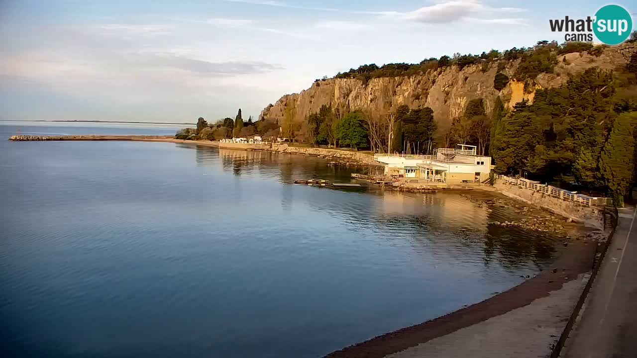 Webcam Sistiana – Vista sobre la marina y la bahía
