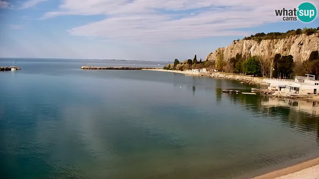Spletna kamera Sesljan (Sistiana) – Pogled na marino in zaliv