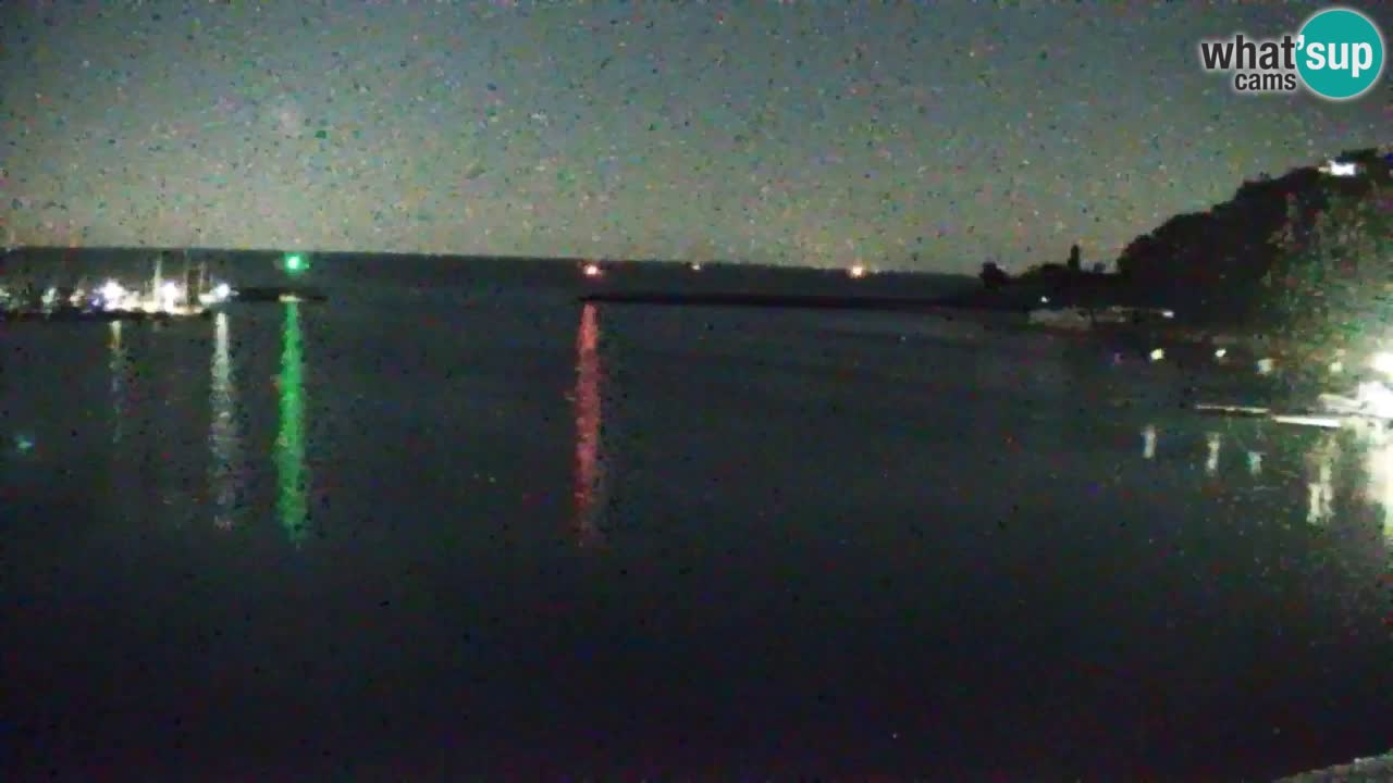 Spletna kamera Sesljan (Sistiana) – Pogled na marino in zaliv