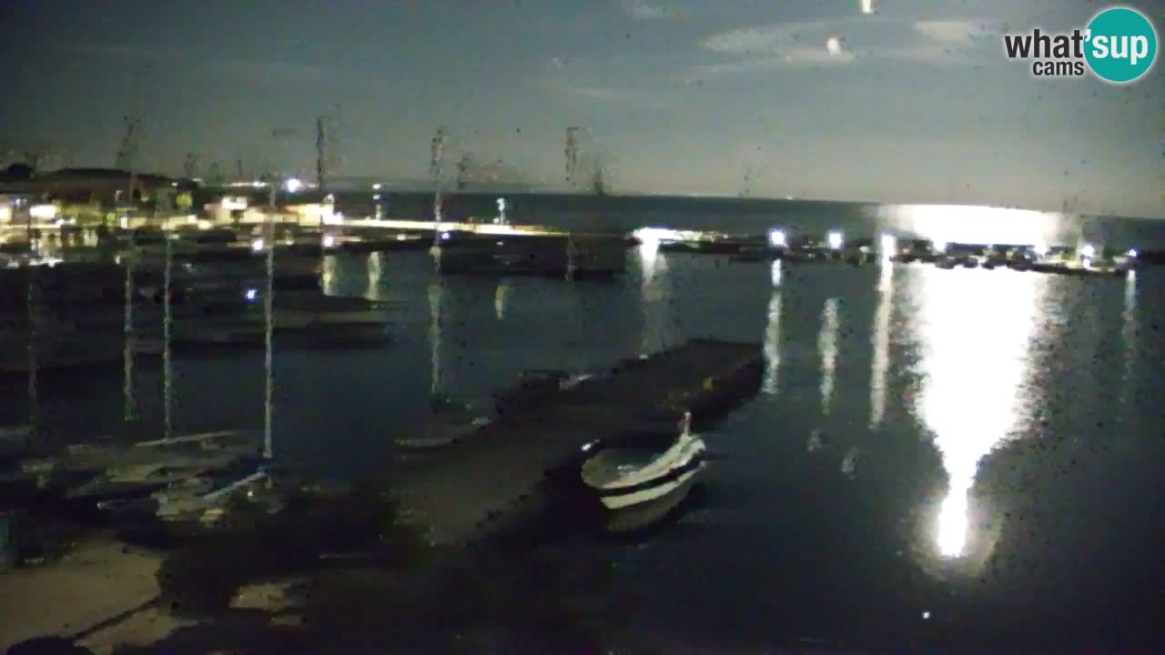 Spletna kamera Sesljan (Sistiana) – Pogled na marino in zaliv