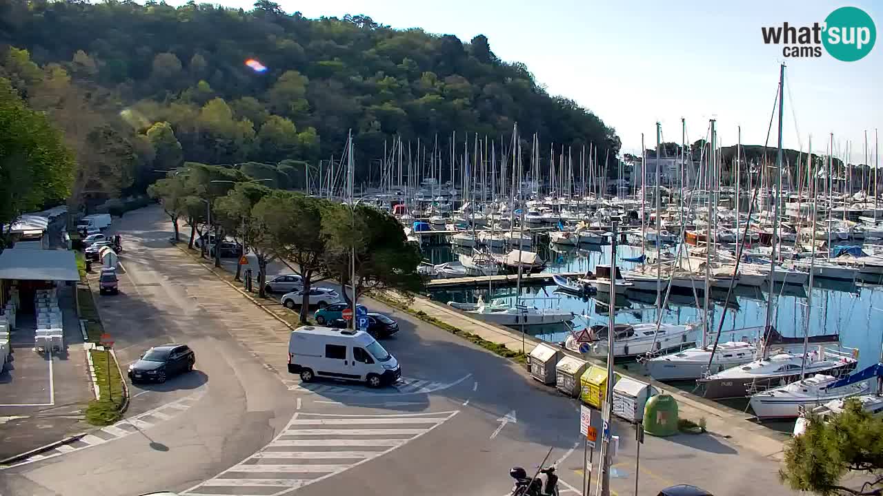 Webcam Sistiana – Vue sur la marina et la baie