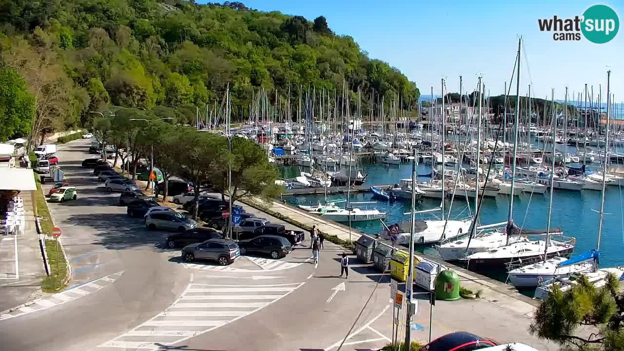 Webcam Sistiana – Vue sur la marina et la baie