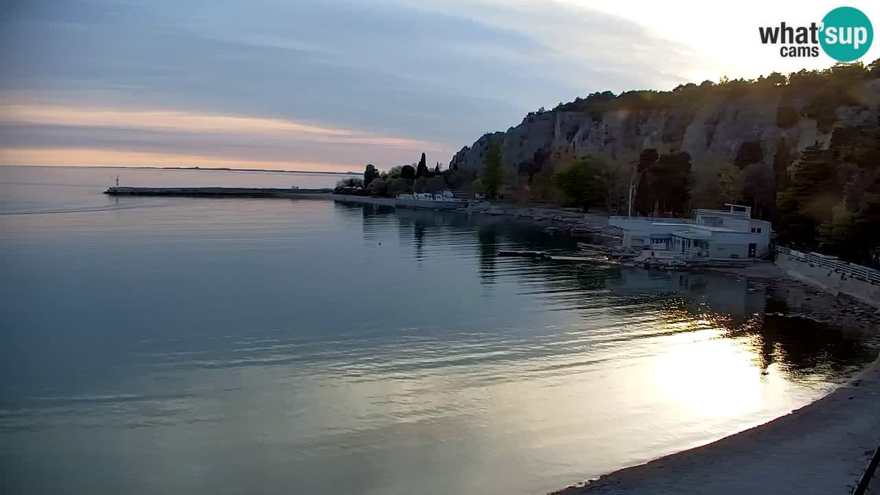 Webcam Sistiana – Vue sur la marina et la baie