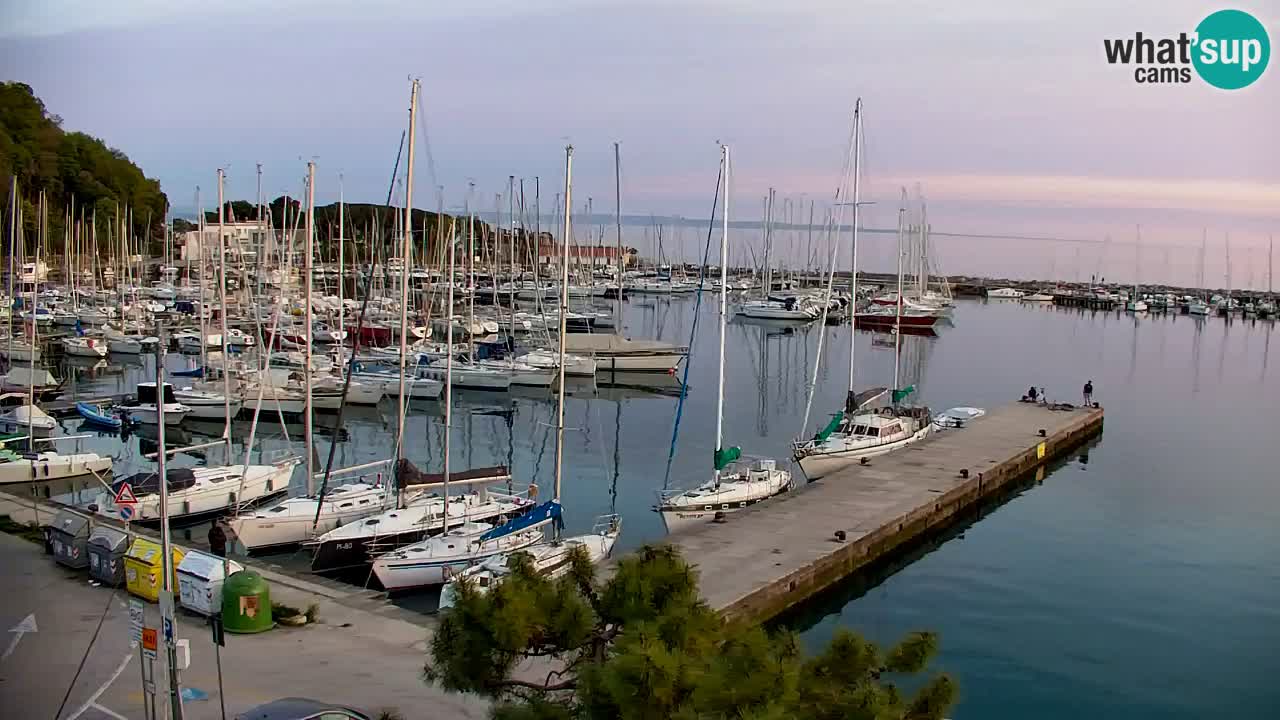 Webcam Sistiana – Vue sur la marina et la baie