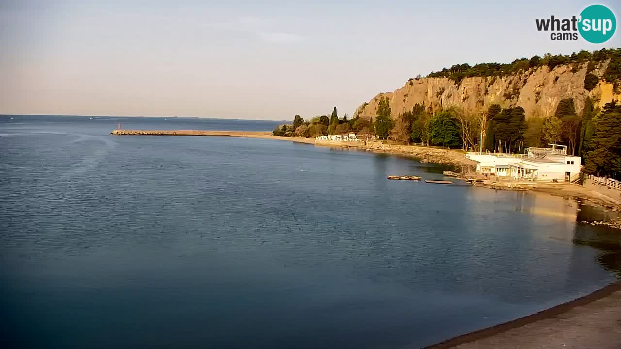 Webcam Sistiana – Vista sobre la marina y la bahía