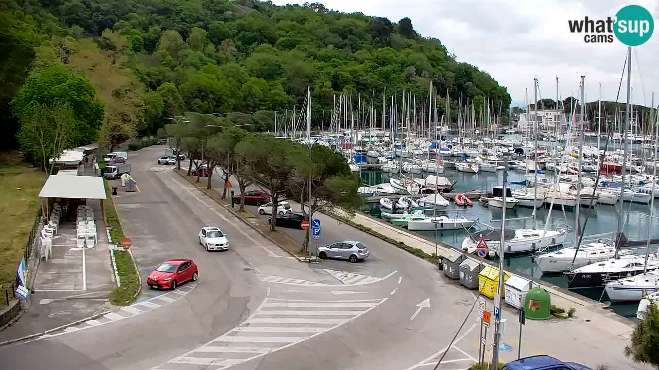 Webcam Sistiana – Pogled na marinu i zaljev