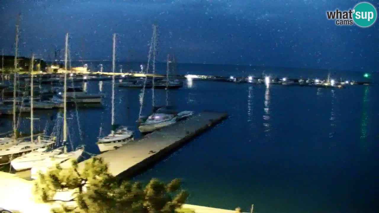 Spletna kamera Sesljan (Sistiana) – Pogled na marino in zaliv