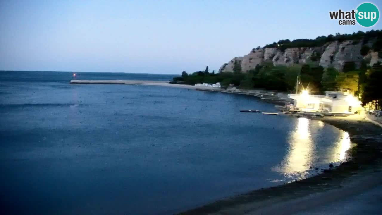 Spletna kamera Sesljan (Sistiana) – Pogled na marino in zaliv