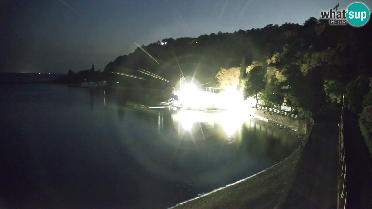 Spletna kamera Sesljan (Sistiana) – Pogled na marino in zaliv