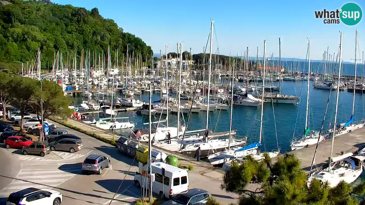 Webcam Sistiana – Vue sur la marina et la baie