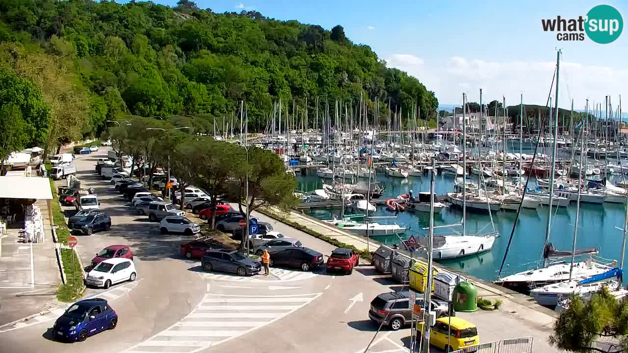 Webcam Sistiana – Pogled na marinu i zaljev