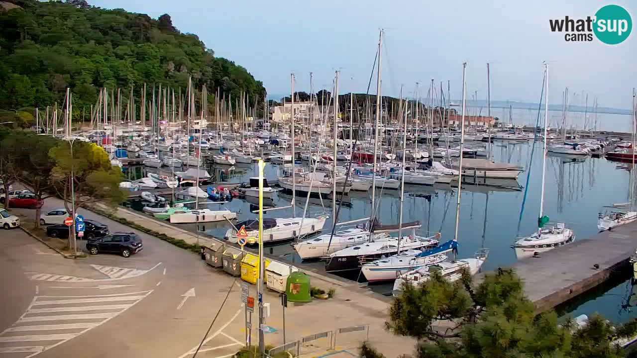 Webcam Sistiana – Vue sur la marina et la baie
