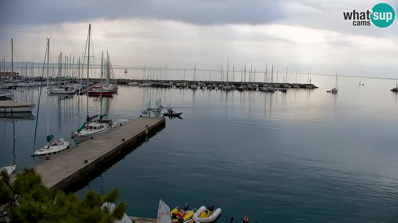 Webcam Sistiana – Vue sur la marina et la baie