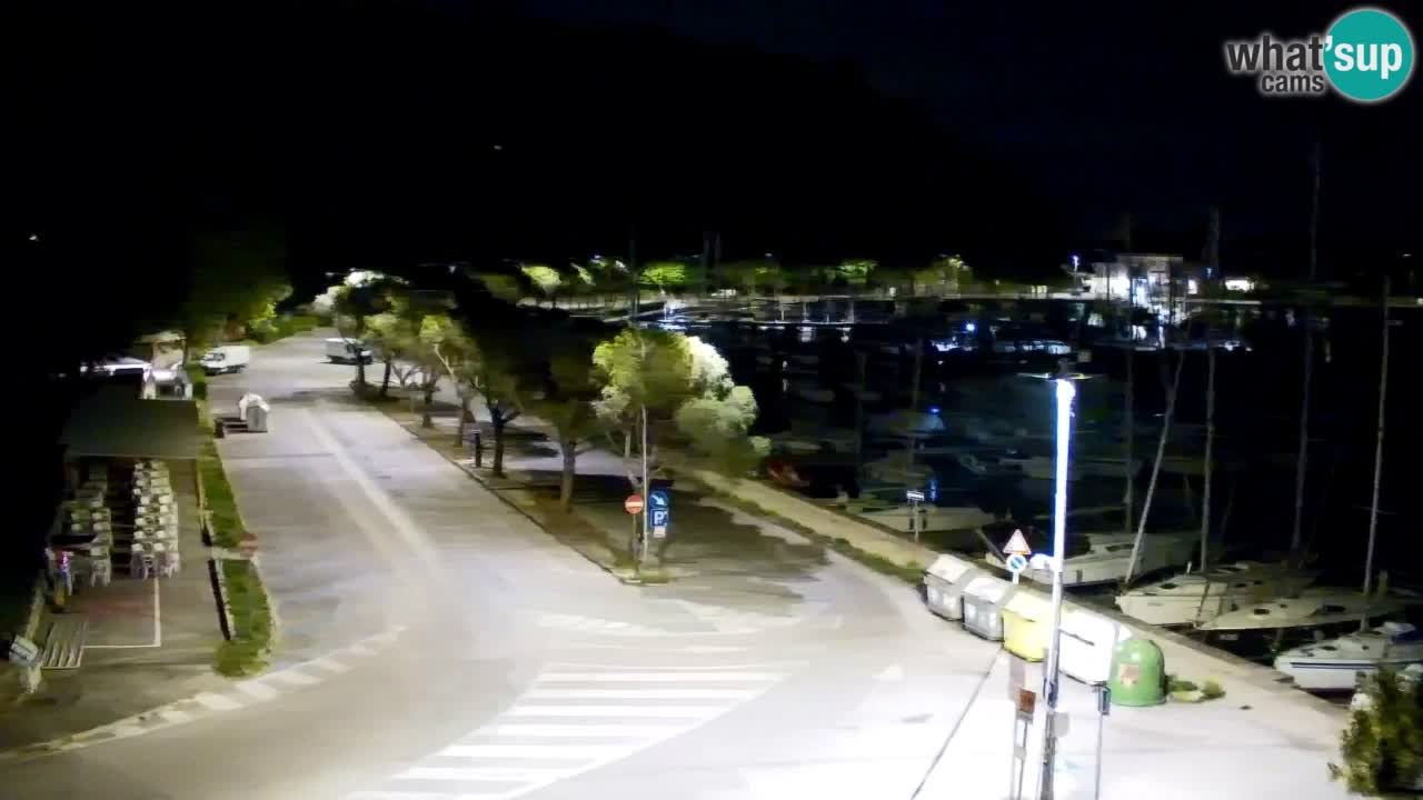 Spletna kamera Sesljan (Sistiana) – Pogled na marino in zaliv