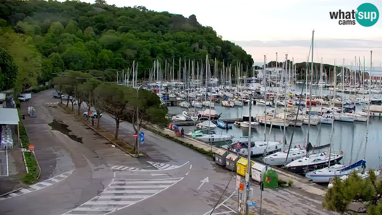Webcam Sistiana – Vue sur la marina et la baie