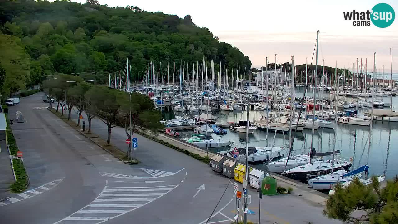 Webcam Sistiana – Vista sobre la marina y la bahía