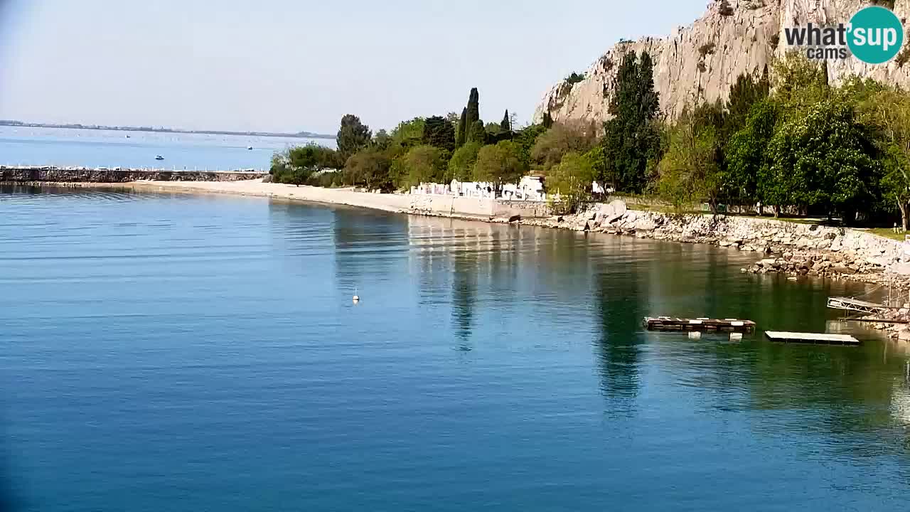 Spletna kamera Sesljan (Sistiana) – Pogled na marino in zaliv