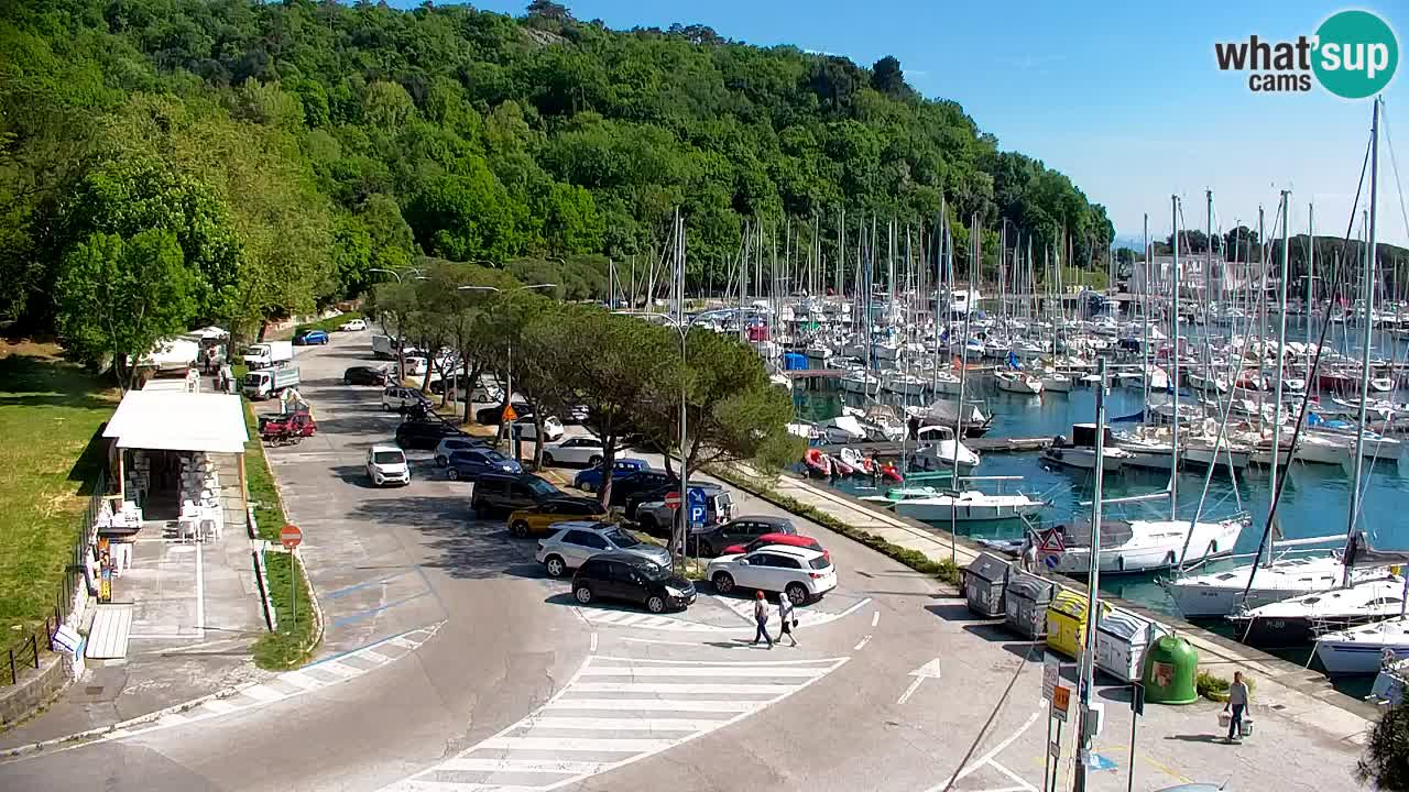 Webcam Sistiana – Vue sur la marina et la baie