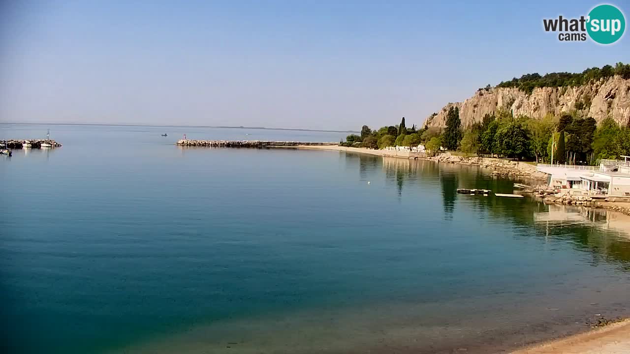 Webcam Sistiana – Pogled na marinu i zaljev