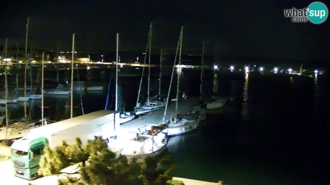 Webcam Sistiana – Pogled na marinu i zaljev