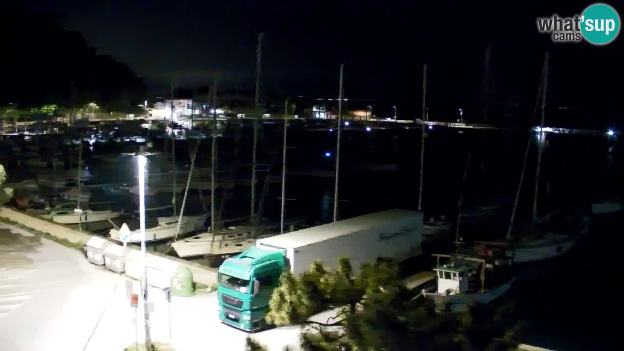 Spletna kamera Sesljan (Sistiana) – Pogled na marino in zaliv