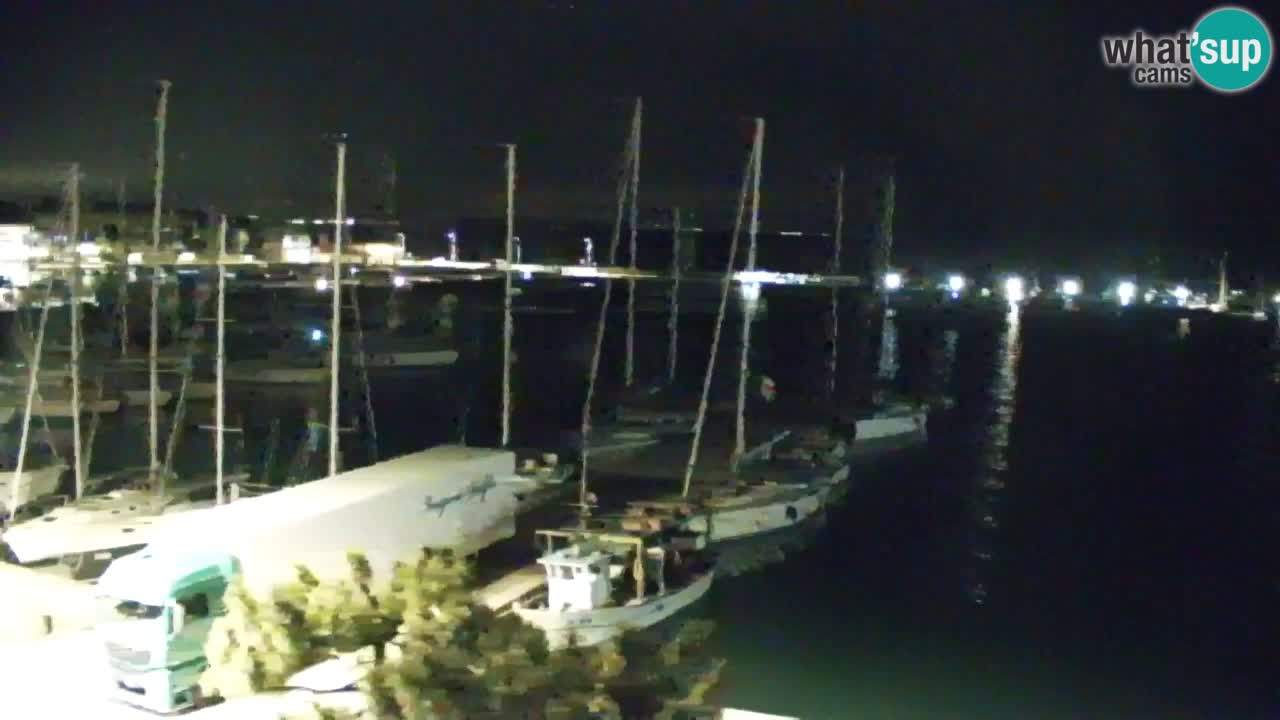 Spletna kamera Sesljan (Sistiana) – Pogled na marino in zaliv