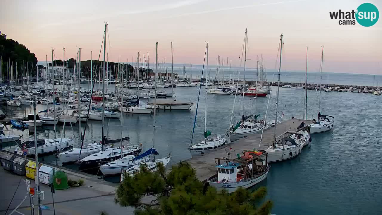 Webcam Sistiana – Vue sur la marina et la baie