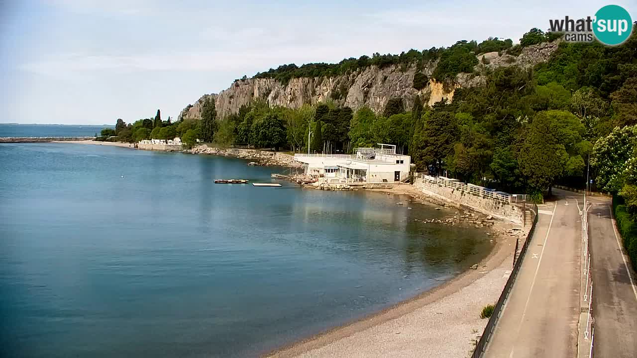 Spletna kamera Sesljan (Sistiana) – Pogled na marino in zaliv