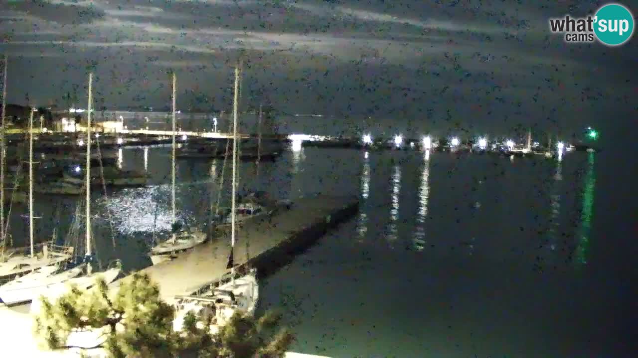 Webcam Sistiana – Pogled na marinu i zaljev