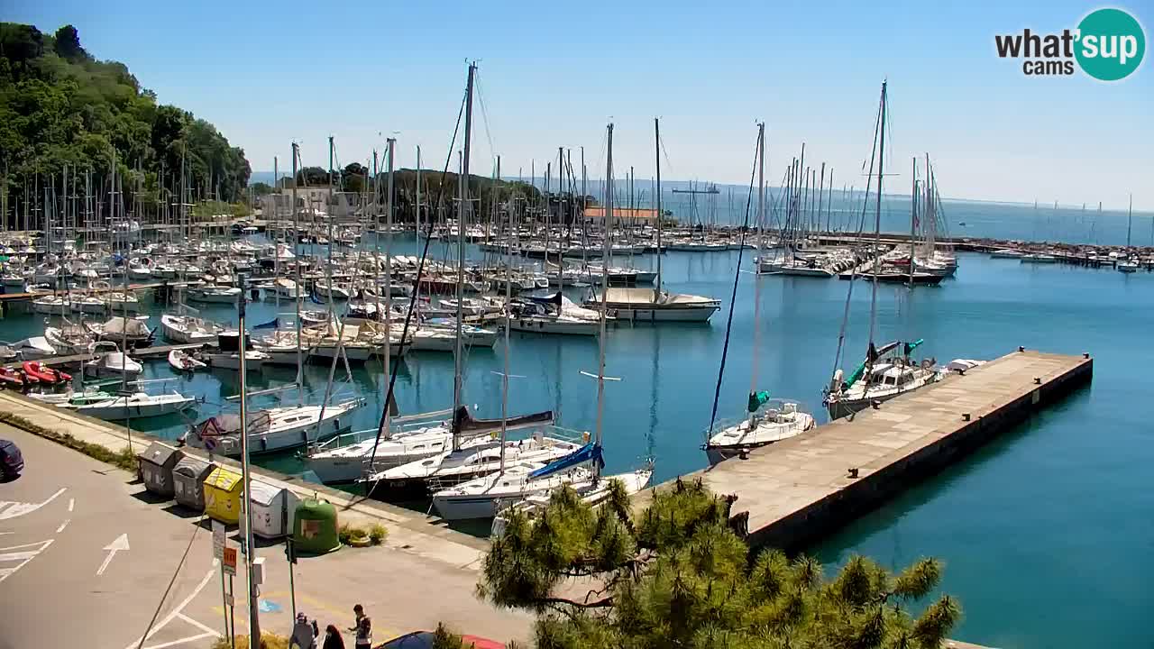 Webcam Sistiana – Vue sur la marina et la baie