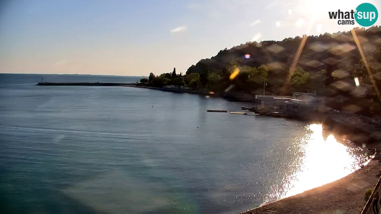 Webcam Sistiana – Vue sur la marina et la baie