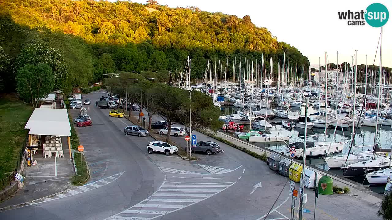 Webcam Sistiana – Vue sur la marina et la baie
