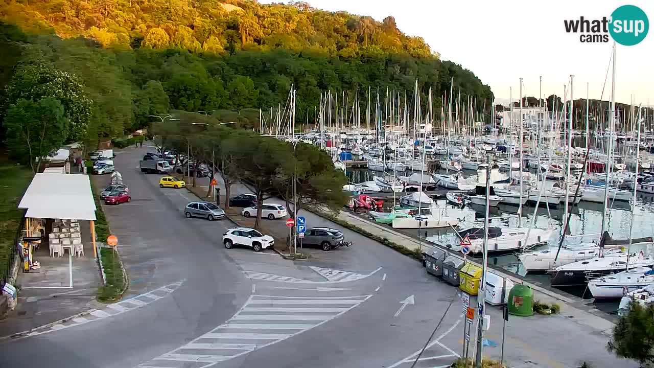 Webcam Sistiana – Vue sur la marina et la baie