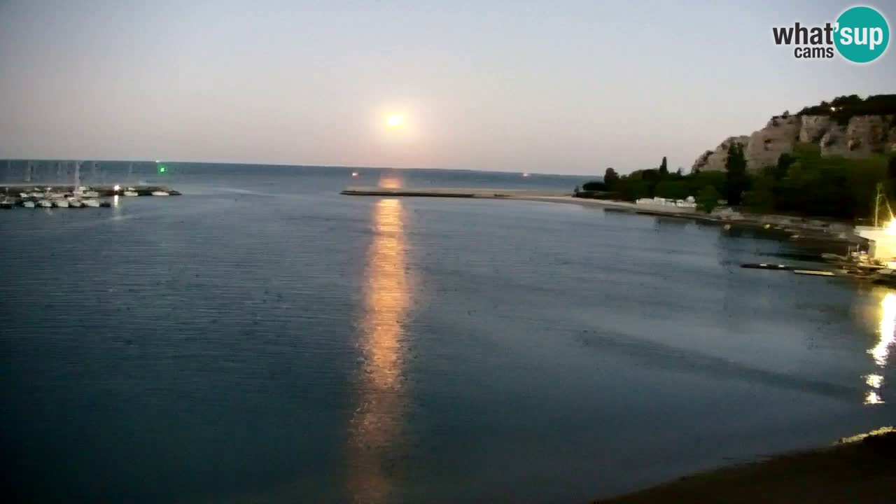 Spletna kamera Sesljan (Sistiana) – Pogled na marino in zaliv