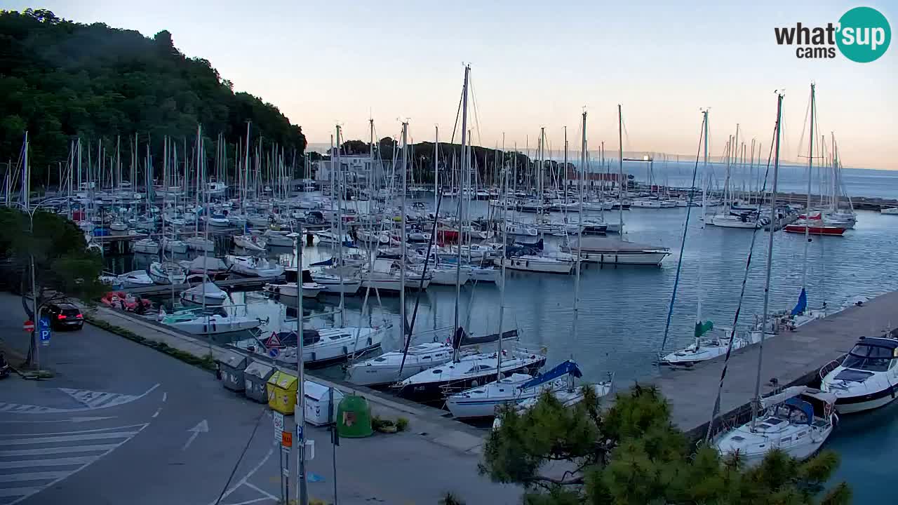 Webcam Sistiana – Vista sobre la marina y la bahía
