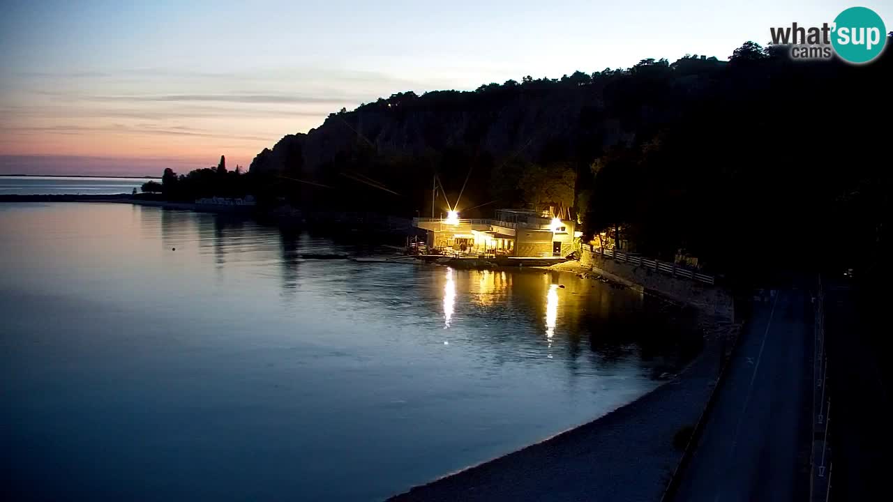 Spletna kamera Sesljan (Sistiana) – Pogled na marino in zaliv