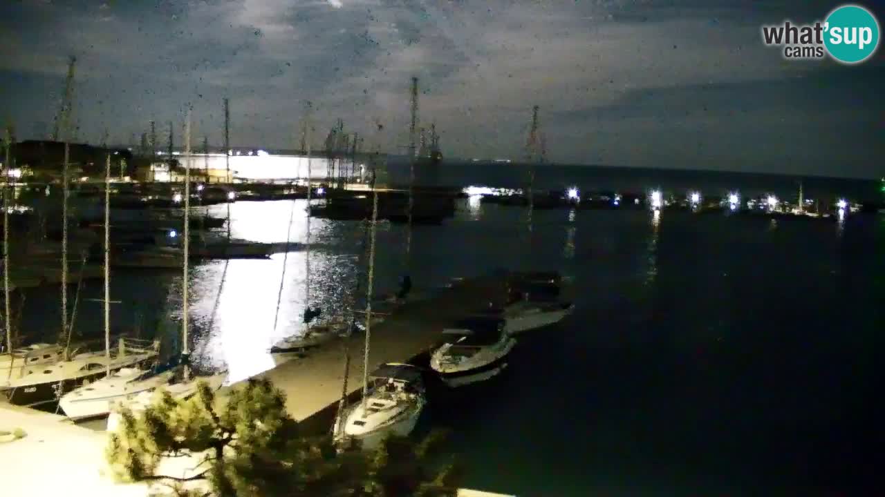 Webcam Sistiana – Pogled na marinu i zaljev