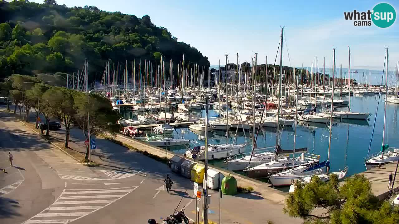 Webcam Sistiana – Vue sur la marina et la baie