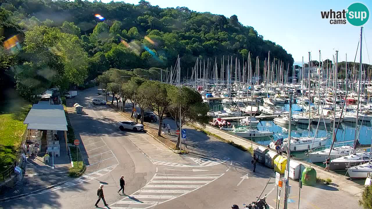 Webcam Sistiana – Pogled na marinu i zaljev