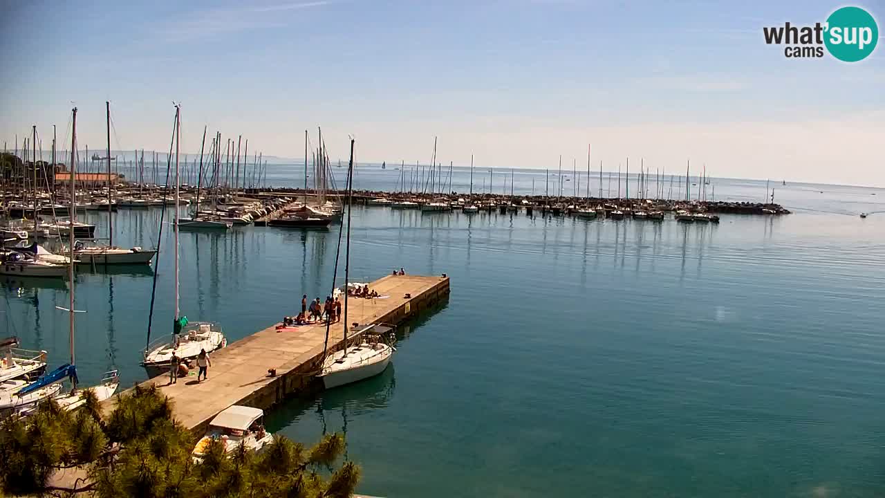 Webcam Sistiana – Vue sur la marina et la baie