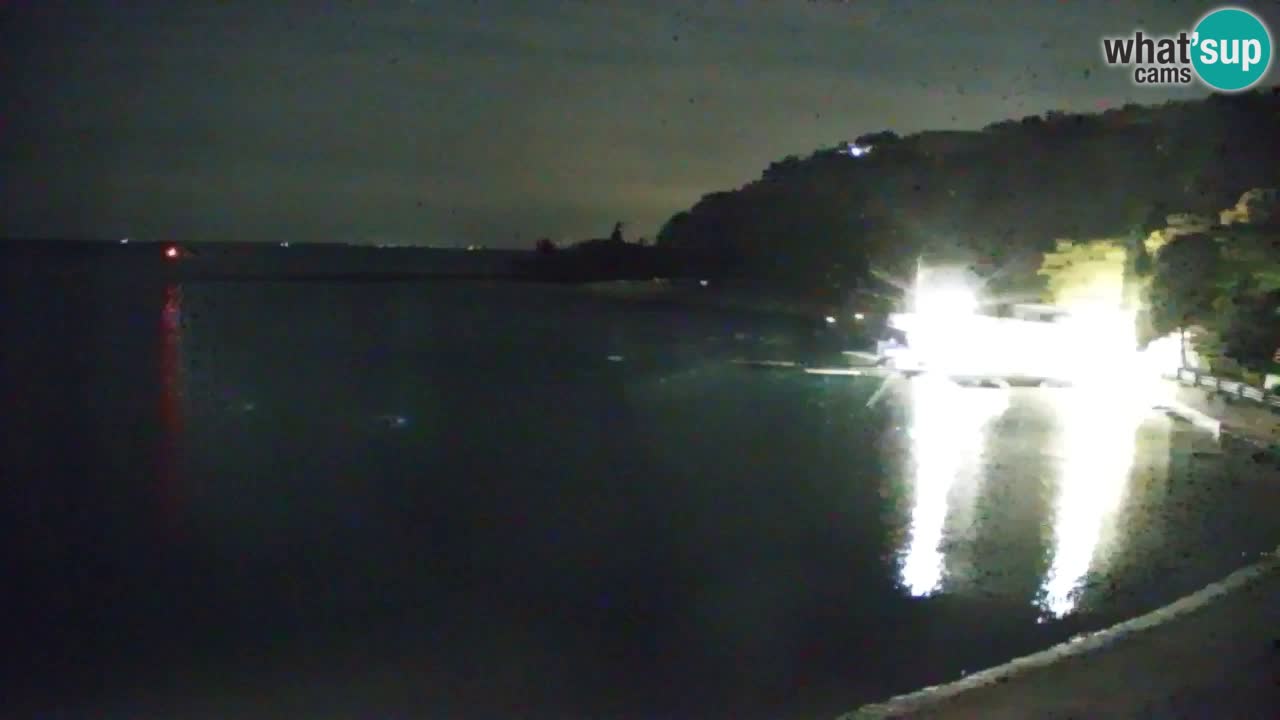 Webcam Sistiana – Vue sur la marina et la baie
