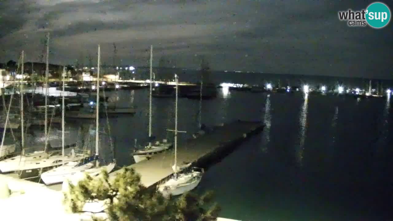 Webcam Sistiana – Vue sur la marina et la baie