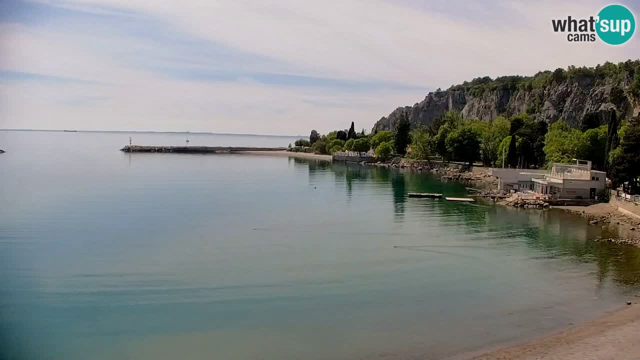 Spletna kamera Sesljan (Sistiana) – Pogled na marino in zaliv