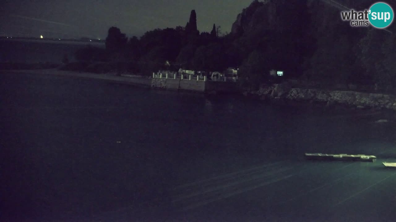 Spletna kamera Sesljan (Sistiana) – Pogled na marino in zaliv
