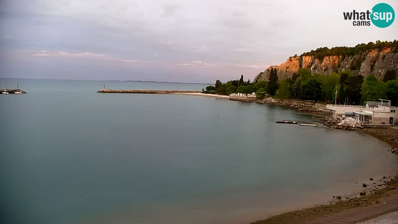 Webcam Sistiana – Vue sur la marina et la baie