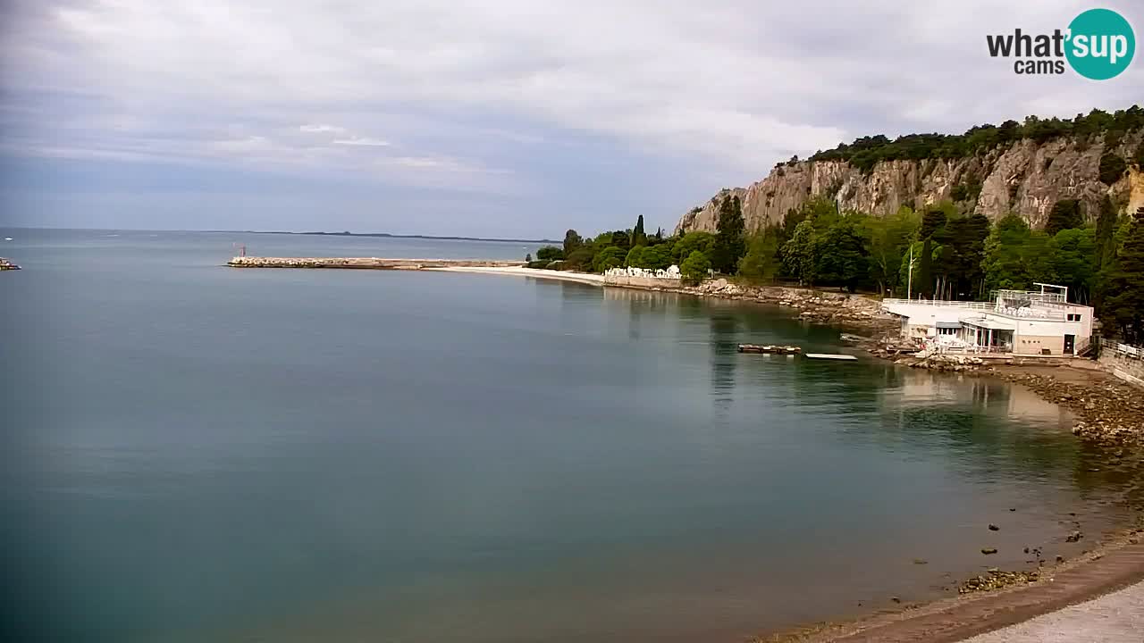 Webcam Sistiana – Vue sur la marina et la baie