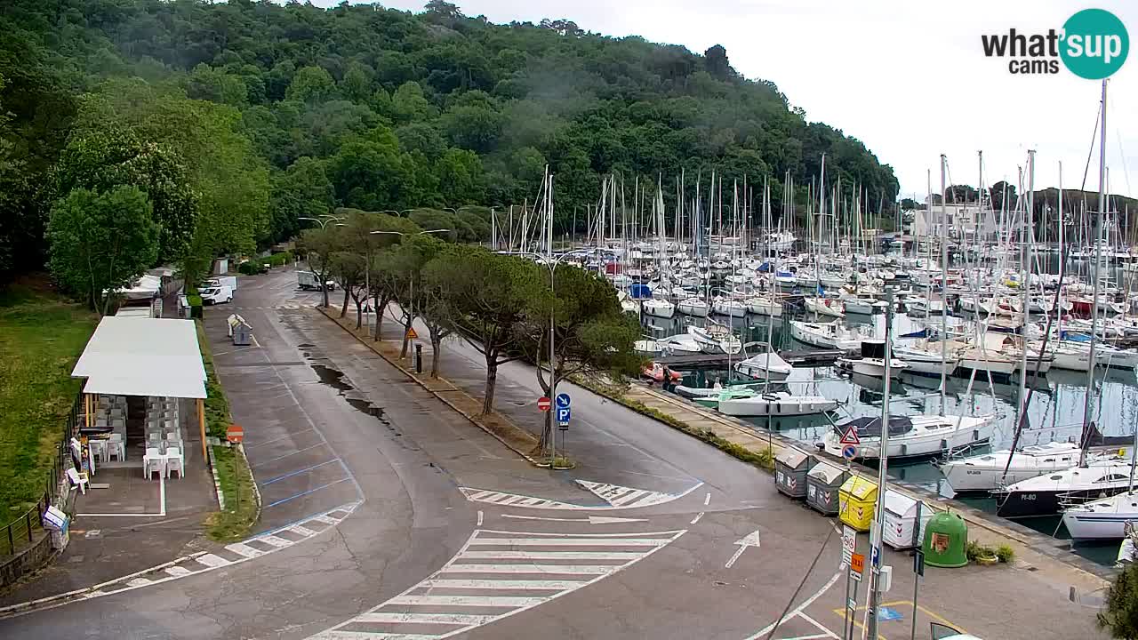 Webcam Sistiana – Pogled na marinu i zaljev