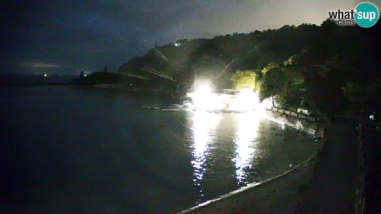 Webcam Sistiana – Pogled na marinu i zaljev